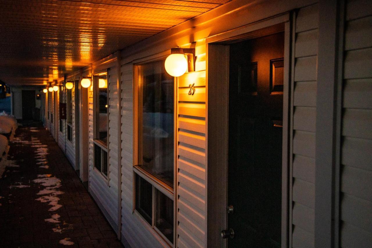 Auberge De Nos Aieux Les Eboulements Экстерьер фото