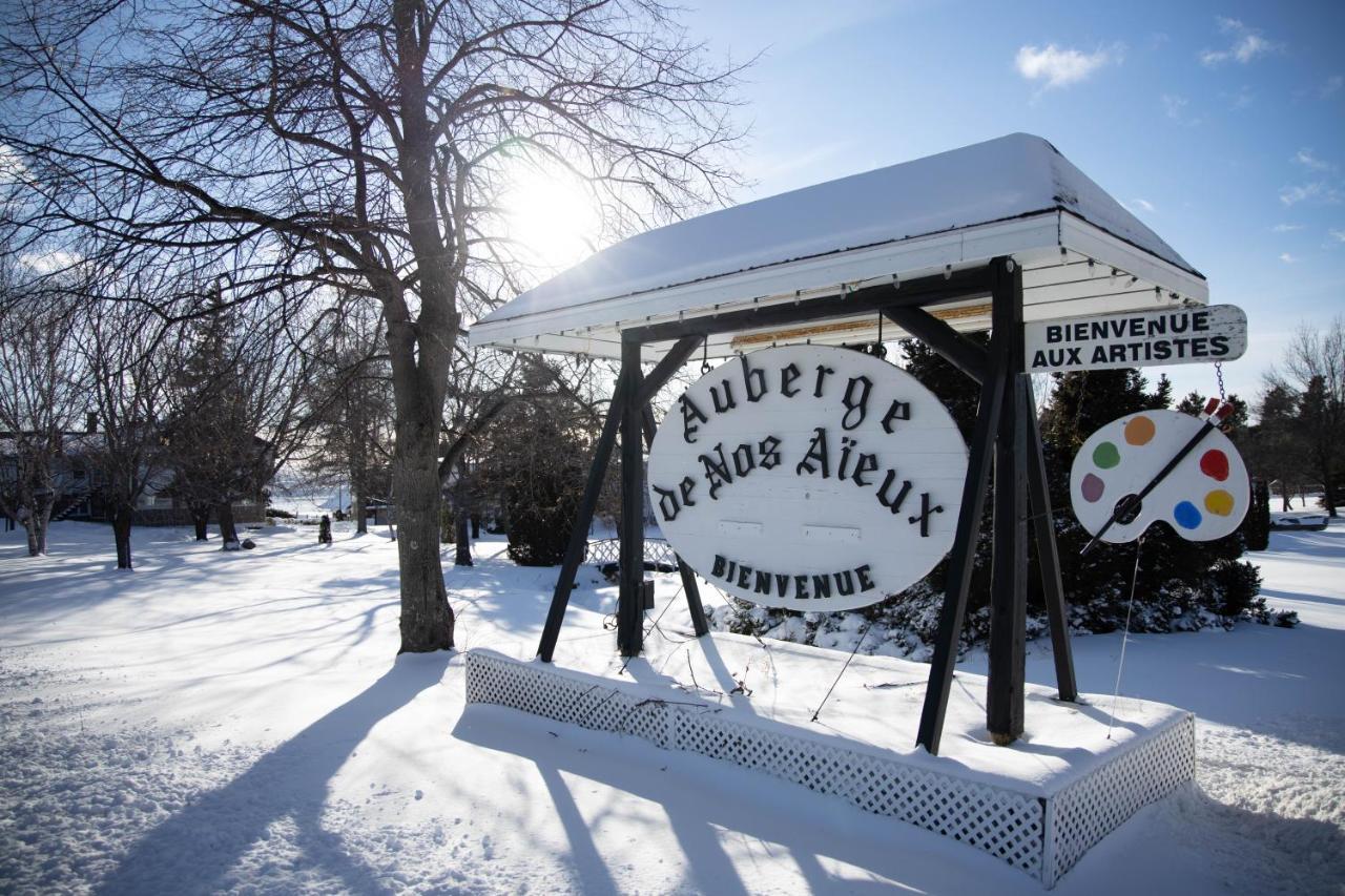 Auberge De Nos Aieux Les Eboulements Экстерьер фото