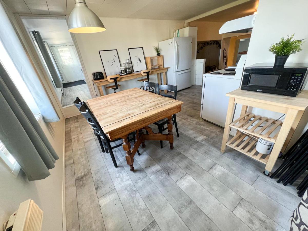 Auberge De Nos Aieux Les Eboulements Экстерьер фото